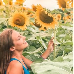 Hi I am your Posh Ambassador Viva!!!🌞🌸🌻